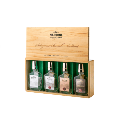 Nardini Cofanetto Legno – 4 Tascabili 10cl – Grappa Extrafina, Riserva 5, 7, 15 Anni – Box di Lusso da Collezione